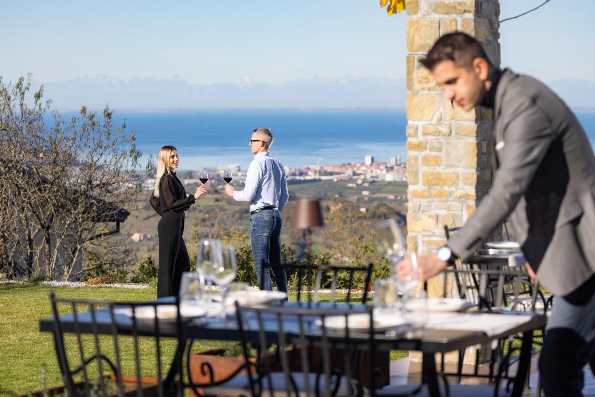 Stok - Rooms, Wine & Restaurant - Marezige, קופר מראה חיצוני תמונה