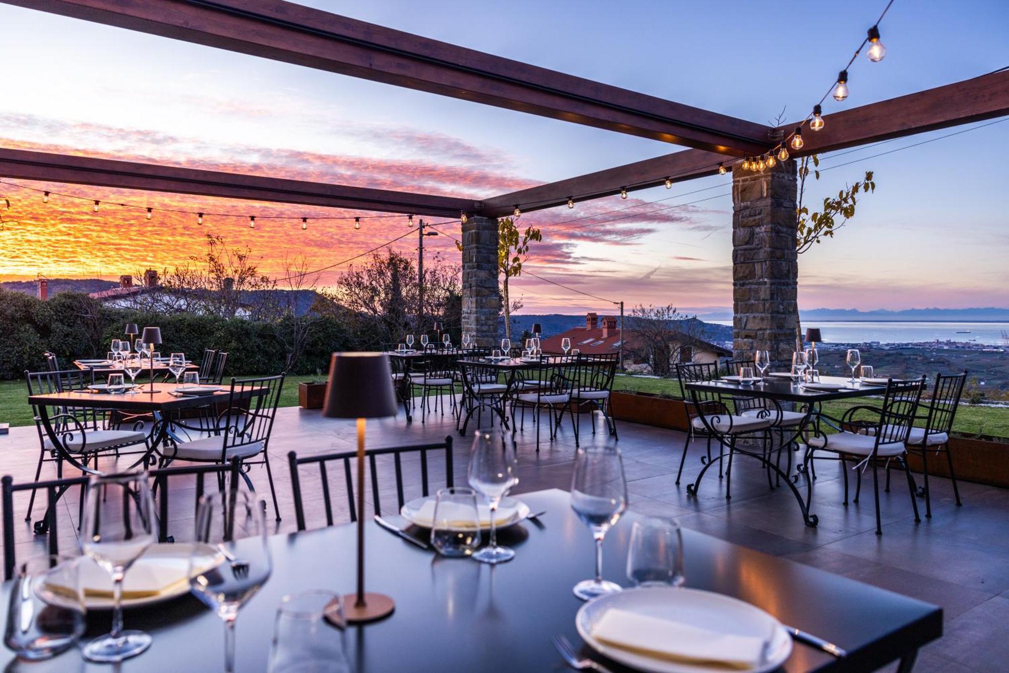 Stok - Rooms, Wine & Restaurant - Marezige, קופר מראה חיצוני תמונה