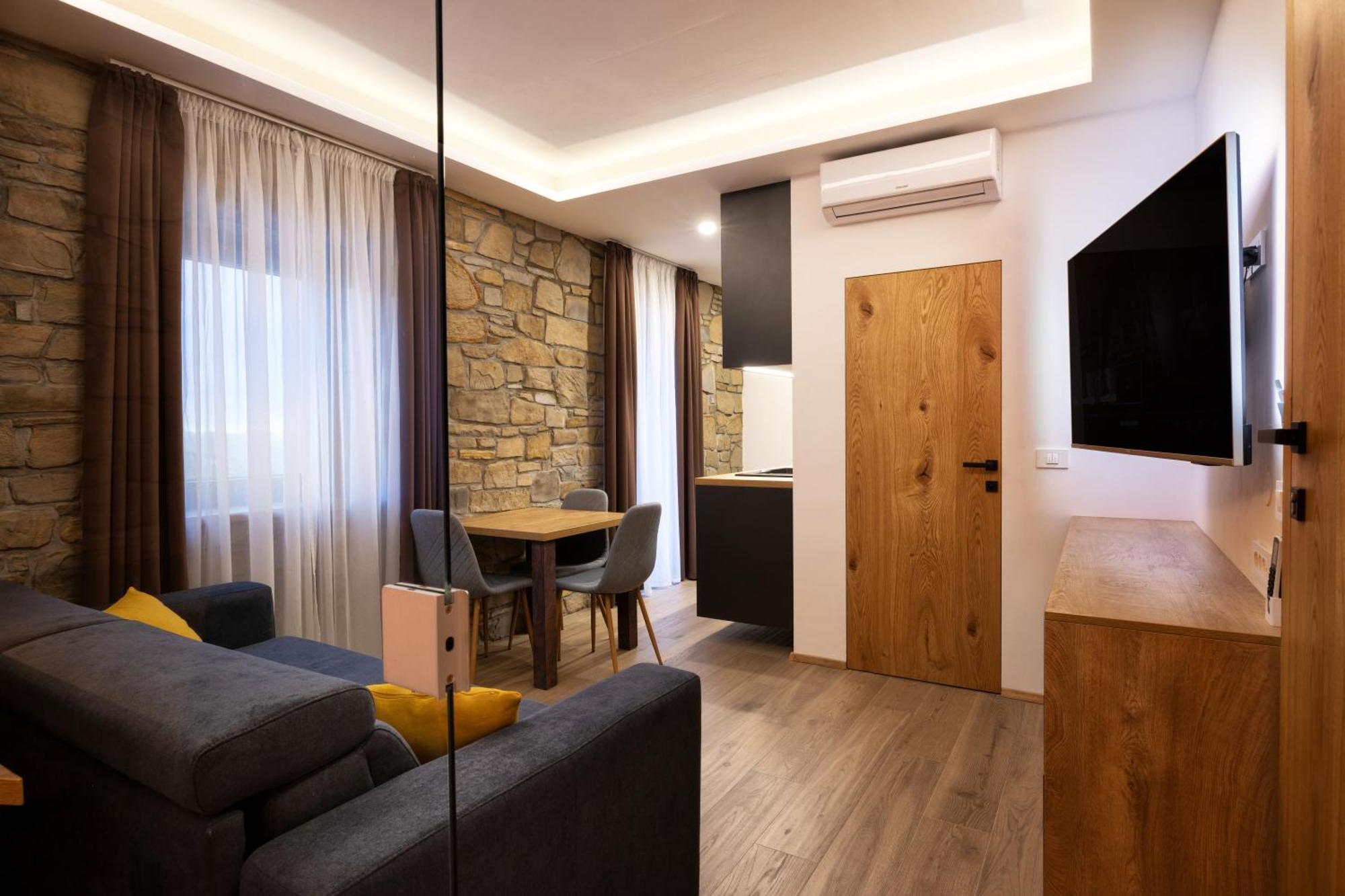 Stok - Rooms, Wine & Restaurant - Marezige, קופר מראה חיצוני תמונה