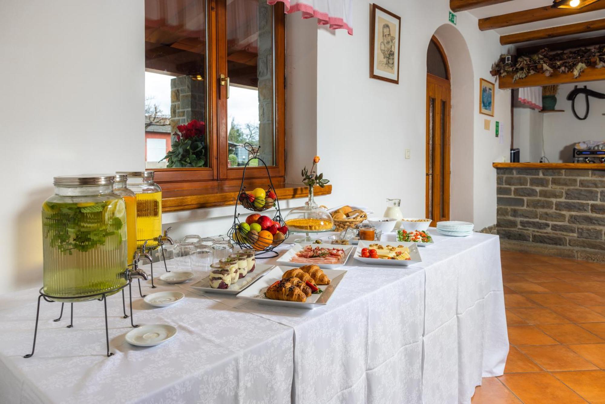 Stok - Rooms, Wine & Restaurant - Marezige, קופר מראה חיצוני תמונה